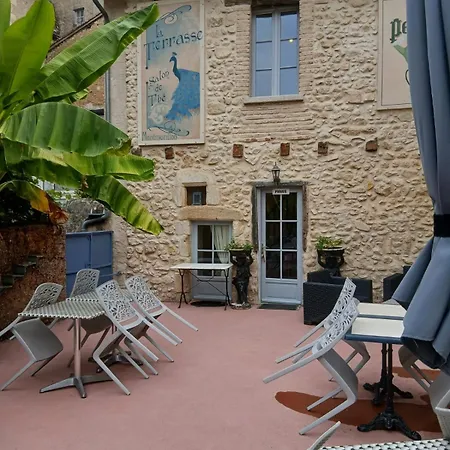 La Terrasse Salon De The * Montmorillon