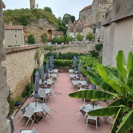 La Terrasse Salon De The Hébergement de vacances Montmorillon